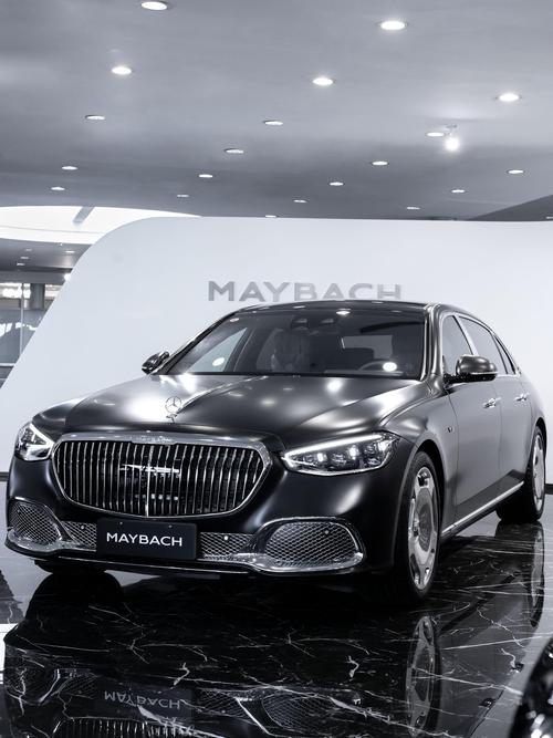 成都319岚图汽车的售后服务让用户无忧出行，迈巴赫未来的豪华车趋势